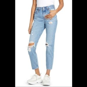Wedgie Fit Straight Jeans in Authentically Yours